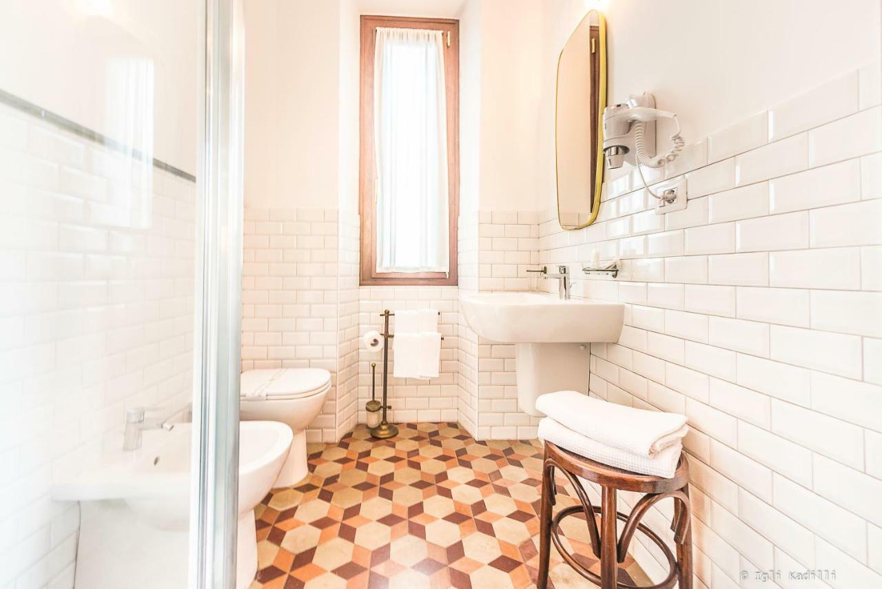 Ca' Gialla Finale Ligure Luaran gambar